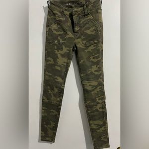 American Eagle camo skinny jeans